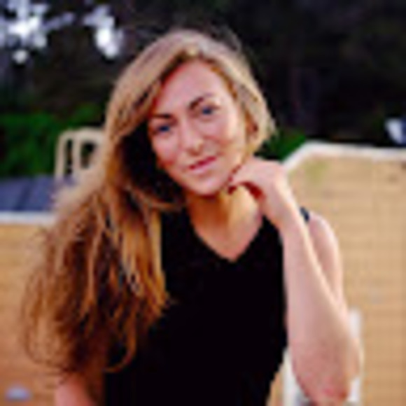 Meet your Posher, Simona - Picture 1 of 1